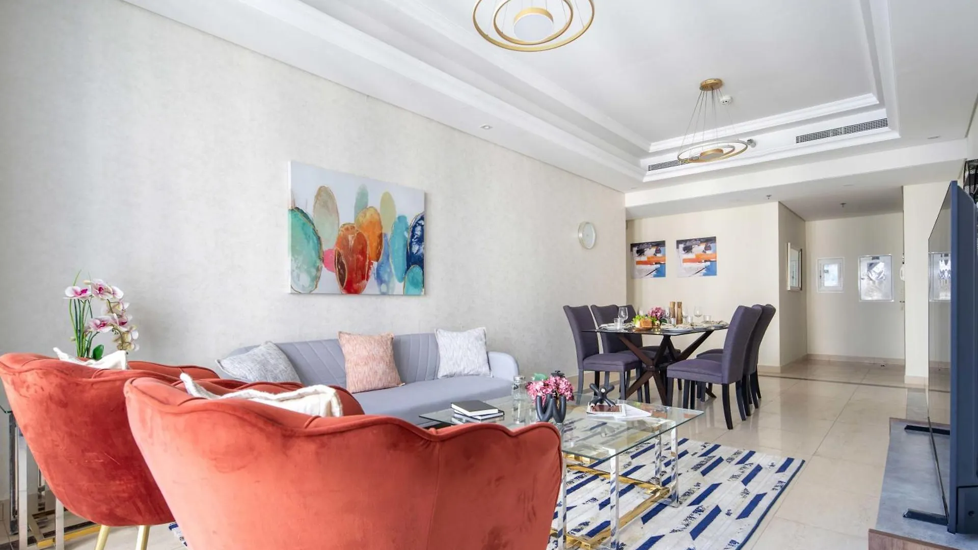 Frank Porter - Mon Reve Dubai 0*,  United Arab Emirates